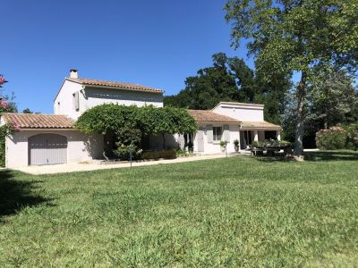 MAISON DE CAMPAGNE - charme et luminosité - Saint Remy De Provence