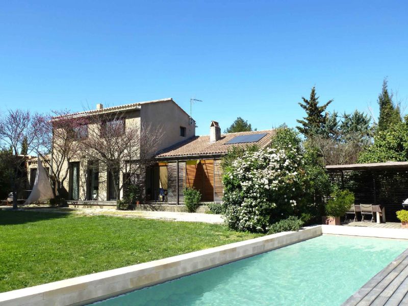 Mas / Bastide contemporaine + piscine vue dégagée Alpilles à Saint Remy De Provence